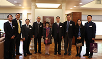 中大副校長張妙清教授（中）與中大教職員歡迎中國工程院代表團來訪